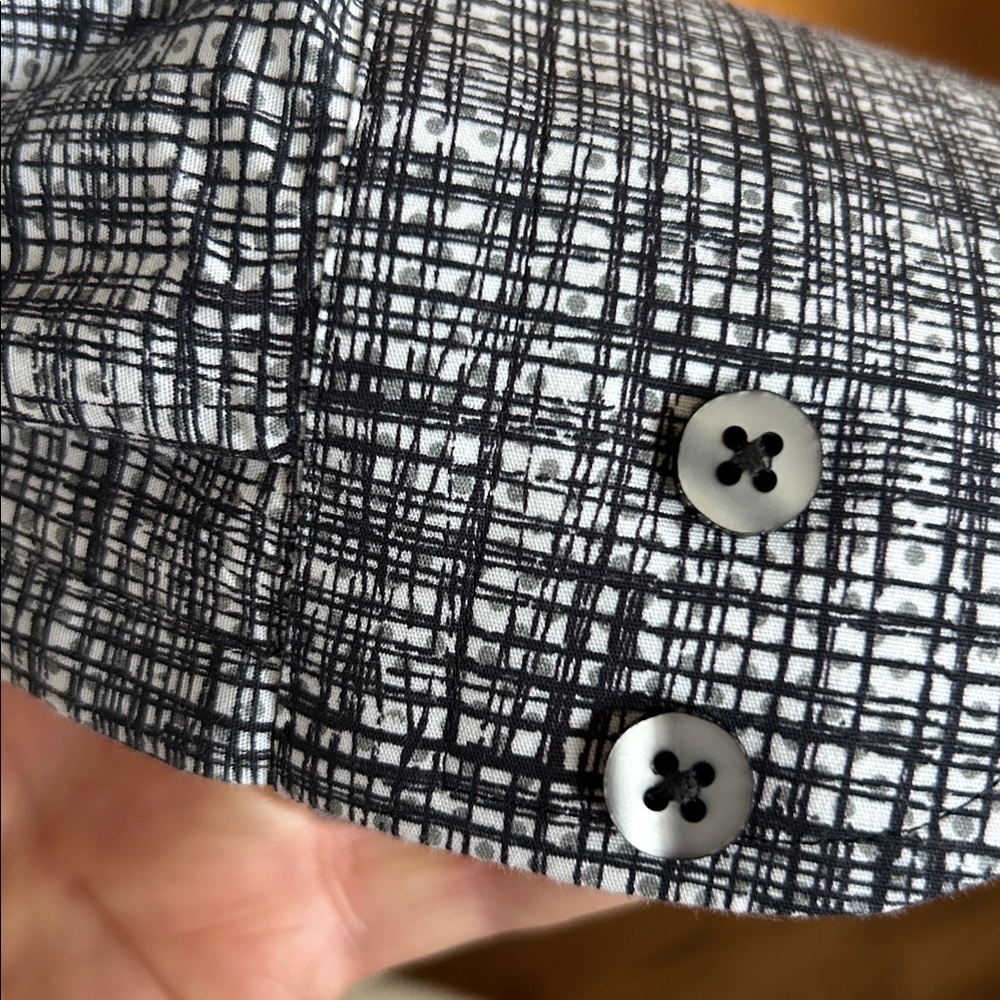 Stone Rose Gray Button Down Shirt - Picture 4 of 4